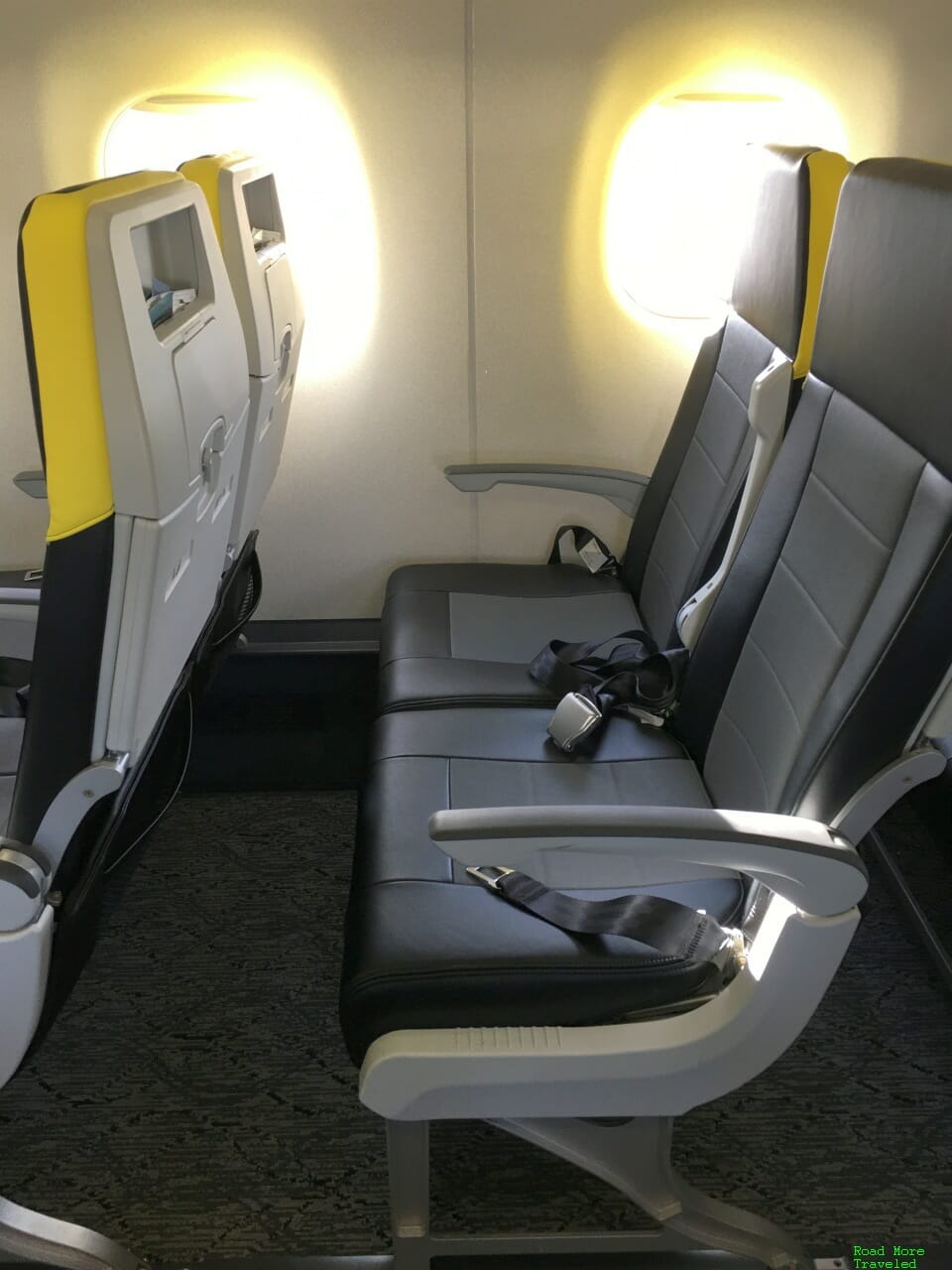 Breeze Airways Nice Class seat row